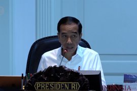 Jokowi Ingin peringkat kemudahan berusaha Indonesia berada di 40 besar