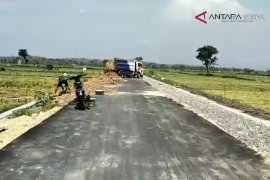 VIDEO: Kulon Progo bangun jalan usaha tani