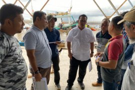 Asisten II minta KPA pantau  pengerjaan proyek atap pelindung