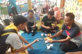 Palang Merah Remaja Pamekasan peringati Hari AIDS