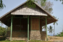 MASJID TERTUA DI PULAU BUTON SELATAN Page 1 Small