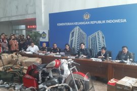 Meneg BUMN berhentikan Dirut Garuda