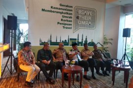 1.000 jamaah korban penipuan akhirnya diberangkatkan umrah