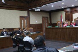 Sidang kuota impor bawang putih, terdakwa sebut ada "jatah partai"
