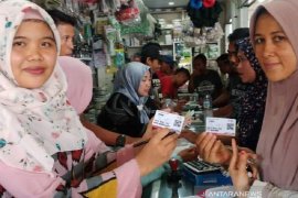 PMI salurkan bantuan berbasis tunai untuk warga korban tsunami Selat Sunda