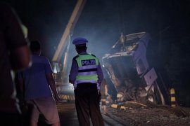 Kecelakaan di Blitar, badan bus berhasil dievakuasi dari dasar sungai