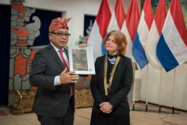 Buku  "Balinese Art Treasures" diluncurkan KBRI di Belanda