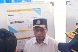 Menhub ingatkan truk kelebihan muatan tidak lewati tol