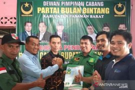 DPC PBB Pasaman Barat terima 14 berkas bakal calon bupati