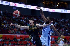 Abraham dicoret Perbasi