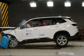 Dua mobil Vietnam raih lima bintang uji tabrak ASEAN NCAP