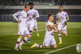 Meski Theo gol bunuh diri, Milan merangsek ke posisi 10