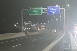 Tol layang Jakarta-Cikampek siap dioperasikan