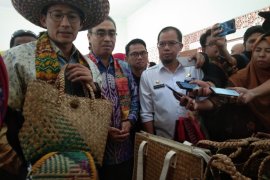Kerajinan purun Banjarbaru diapresiasi Sandiaga Uno