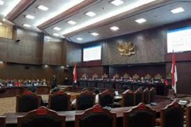 MK kabulkan sebagian permohonan gugatan syarat mantan napi korupsi dalam Pilkada