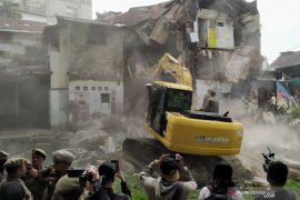 Penertiban pemukiman Tamansari Bandung menyalahi hukum, kata LBH