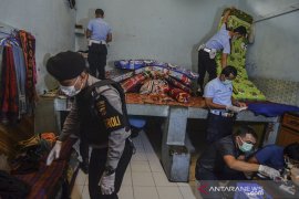 Penggeledahan lapas Tasikmalaya