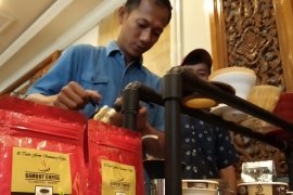 Berharap pahit kopi usir api di gambut Kepulauan Meranti