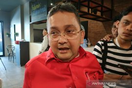 Polri diminta ungkap motif pelaku penyiraman air keras Novel