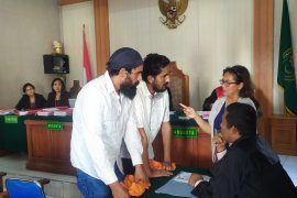 Di Bali, warga India diadili karena 2.756 gram sabu-sabu