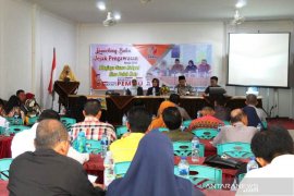 Bawaslu Limapuluh Kota terbitkan buku jejak pengawasan pemilu 2019