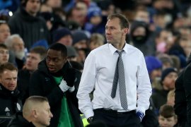 Duncan Ferguson tetap pimpin Everton  saat hadapi Arsenal