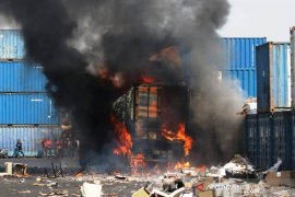 Ledakan truk tangki di China tewaskan 10 orang, lukai ratusan lainnya