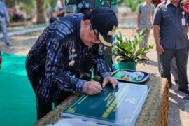 Bupati Paser Resmikan PDAM di Muara Samu