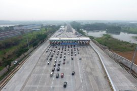 Jasa Marga terapkan sistem satu arah pada Tol Jawa