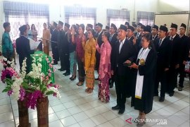 Panwaslihcam se-Gumas dilantik, ini daftarnya