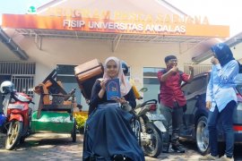 Jaringan difabel gelar bedah buku di Padang