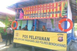 Satpolair Bengkayang buka pos pelayanan di Pantai Kura-Kura