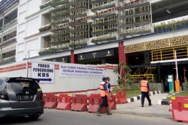 Terminal Intermoda Joyoboyo dipadati pengunjung KBS