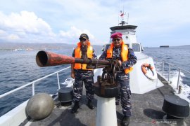 Patroli pengamanan Natal dan Tahun Baru di selat Bali