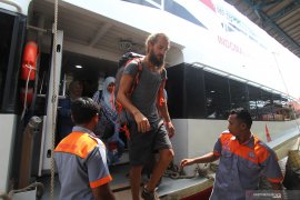 Petugas BC Dumai dituding tak berada di pelabuhan saat penumpang membludak