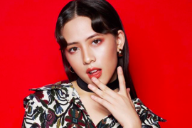 Ibu aktris Adhisty Zara minta warganet berhenti menghakimi anaknya