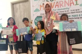 ACT Sulsel mengedukasi anak-anak lewat lomba mewarnai