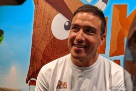 Hamish Daud  jadi pengisi suara