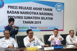BNNP Sumsel amankan  ribuan butir pil ektasi untuk Tahun Baru