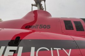 Jajal helikopter Bell 505 Jet Ranger X keliling kota