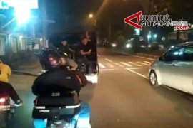 Razia pasangan mesum di Medan, puluhan orang diamankan
