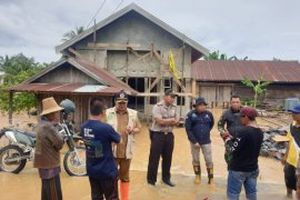 Banjir di Binuang akibat dangkalnya Sungai Raya Belanti