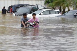 Banjir di Bekasi Page 1 Small