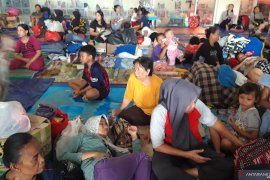 21.940 warga Jakarta masih mengungsi