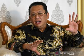 MPR: Tindak tegas penyebar hoaks Corona