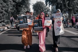 ACT Jatim gandeng komunitas galang bantuan korban banjir Jabodetabek