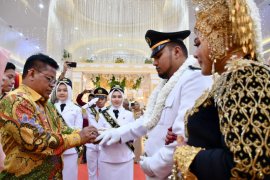 Wali kota Aminullah jadi irup diresepsi nikah purna praja Ghuffran
