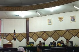Pajak air tanah di Padang turun jadi 10 persen