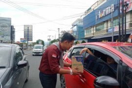 Aliansi pencita alam Lampung menggalang dana peduli Banjir Jadebotabek