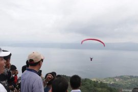 Bupati: Puncak Macau Malalo Sumbar lokasi strategis untuk Paralayang